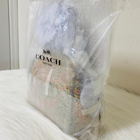 New Coach Disney Mickey Mouse Kisslock Bag/ Leather/Black-Yellow-Orang4 - Picture 11 of 12